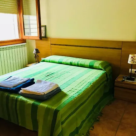 Puerta De Sobrarbe - Torreciudad Feriehus